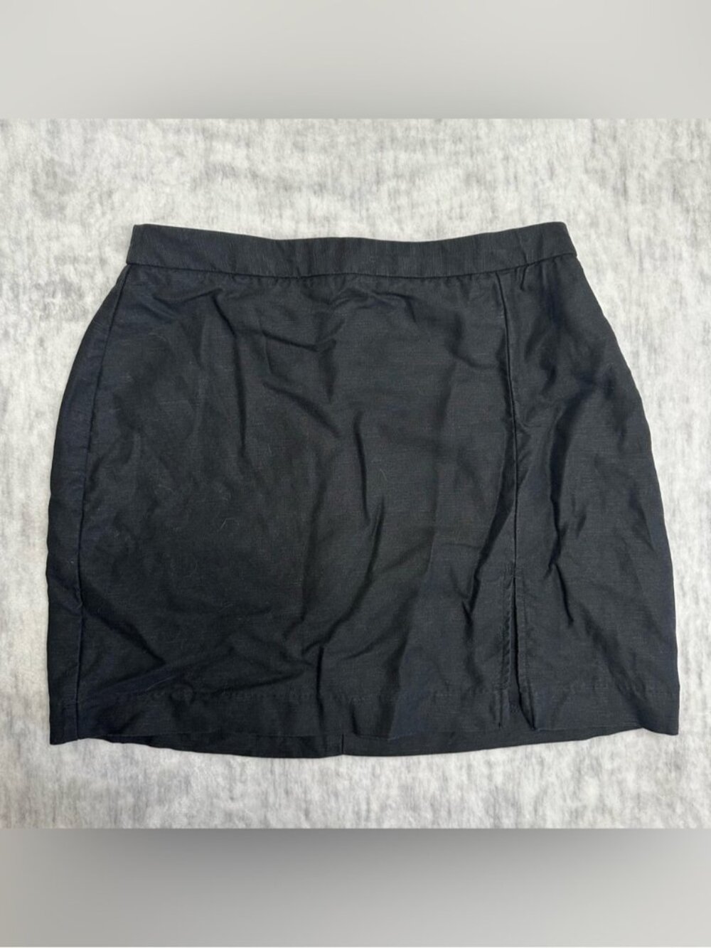 Aritzia Wilfred Patio Linen Mini Skirt